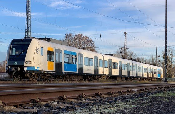 ALSTOM FIRMA TRES CONTRATOS DE SERVICIOS DE MANTENIMIENTO EN ARGENTINA
